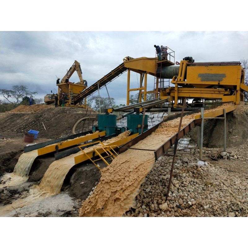 Showroom Mining LTD